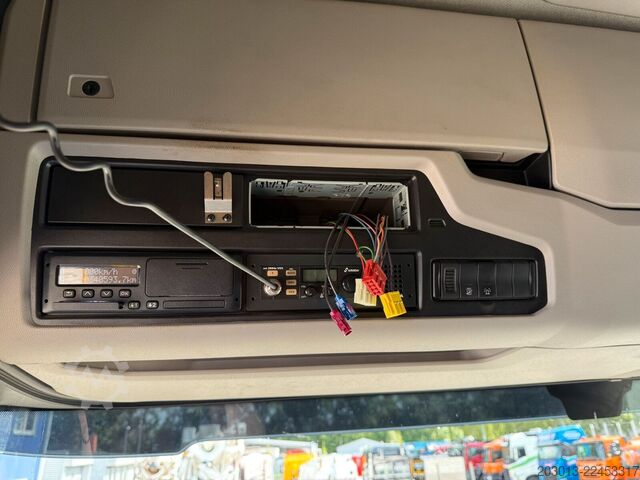 Tractora standard SCANIA G450 XT 4x4 Euro 6 SZM Kipphydraulik Blatt /Luft
