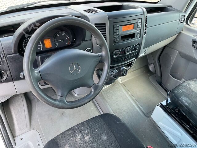 Smábíll MERCEDES-BENZ Sprinter 316 CDI KB L2H1/ 5 Sitze/ AC/ AHK