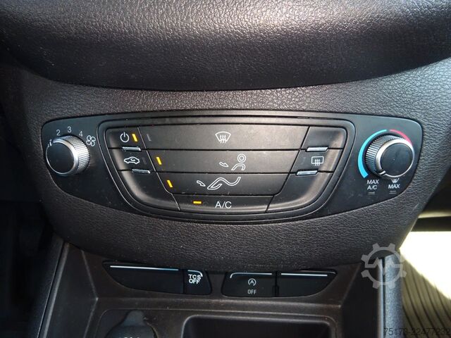 รถตู้ตู้ทึบ FORD Transit Courier Kasten 75PS Klima Bluetooth