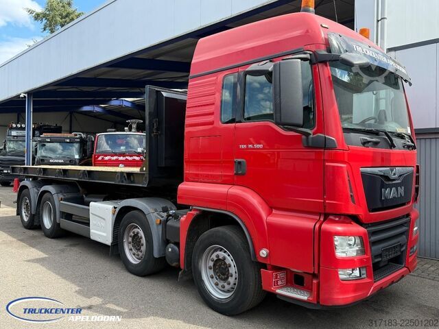 Automašīnu pārvadātājs furgons MAN TGX 35.500 8x2, Euro 6, Machine transport platform