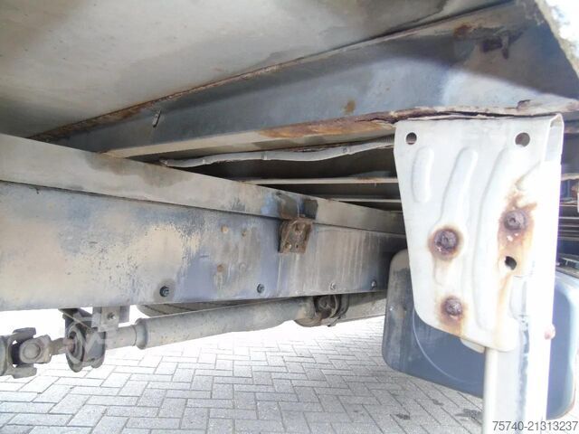 手提箱 Volvo FL 240 + 12t + euro 5 + lift