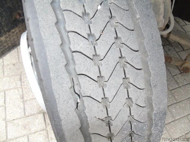 手提箱 Volvo FL 240 + 12t + euro 5 + lift