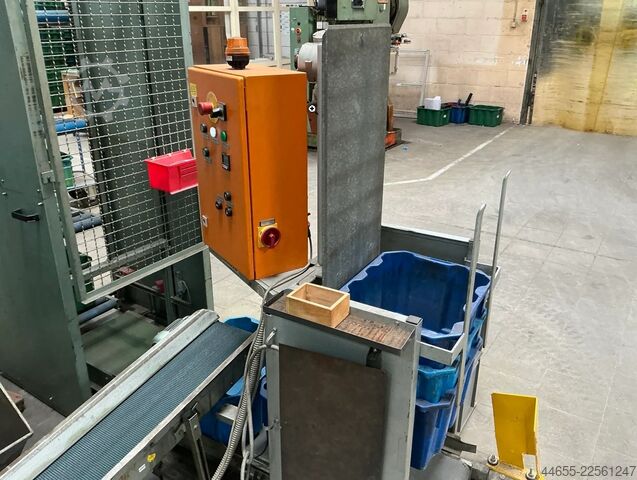 Automatic punching machine BRUDERER BSTA 50 EL CNC