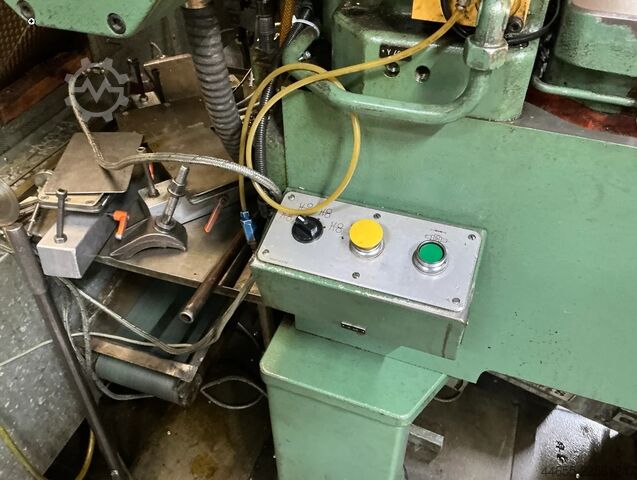 Automatic punching machine BRUDERER BSTA 50 EL CNC