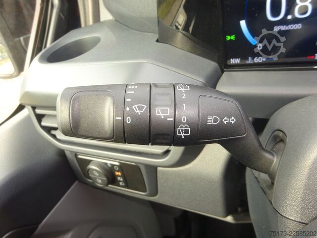Minibús FORD Tourneo Custom 320L1 Sport AWD Exklusiv Stndhz