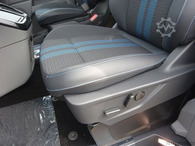 Minibús FORD Tourneo Custom 320L1 Sport AWD Exklusiv Stndhz