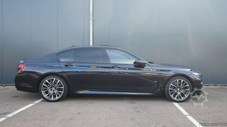 Trasporto passeggeri BMW 745Le xDrive Hybrid 6-cyl