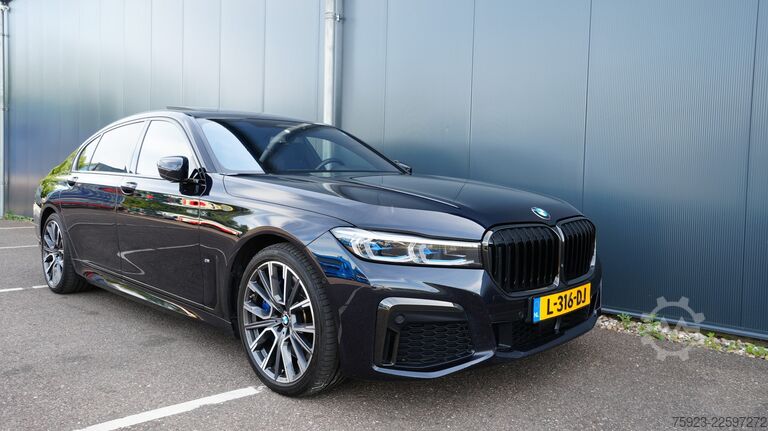 Trasporto passeggeri BMW 745Le xDrive Hybrid 6-cyl