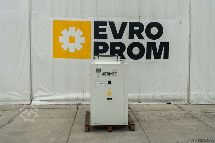 Koelmachine / Warmtepomp Used Chiller / Heat pump AERMEC 32.5/35kW | With warranty
