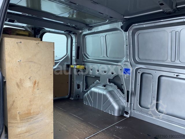 Van FORD Transit Custom *Glastransporter* (3227B)