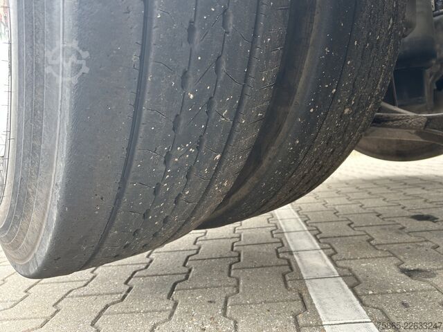 Sistema de braço de gancho Volvo FH 500 Globetrotter 8x2 Tridem / VDL Hook 25 To...