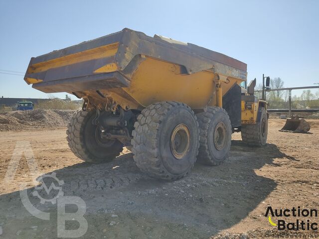 Dumper Komatsu HM400