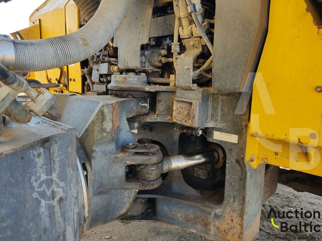 Dumper Komatsu HM400