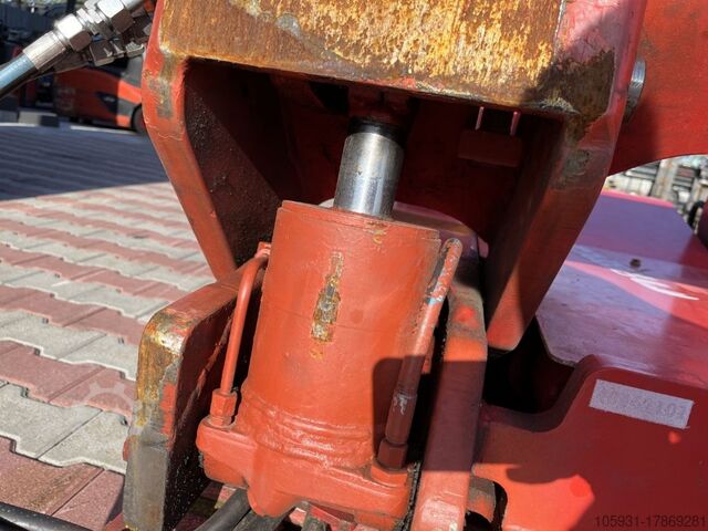 Затискач для рулонів паперу Bolzoni CTXAR-60RH0-13-G3