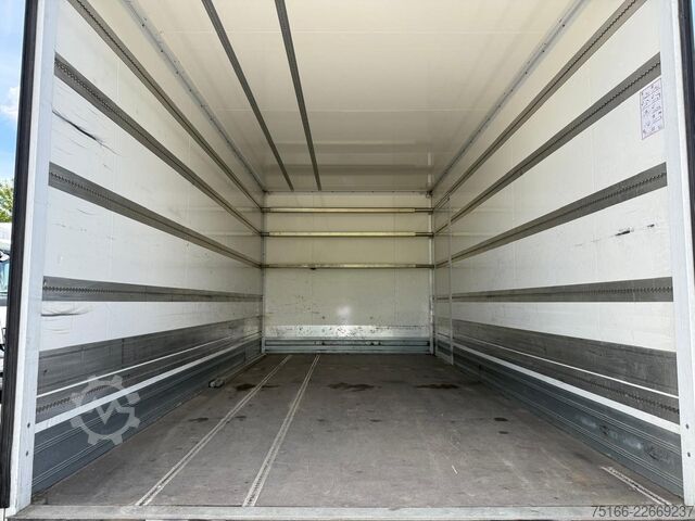 Φορτηγό κουτί (κουρμπαριστό) MERCEDES-BENZ ATEGO 918 L Koffer 5,30 m LBW 1,5 T*E 6D*NL 4 T