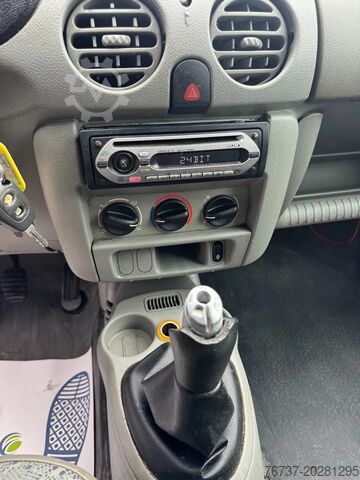 ボックスバン Renault Kangoo **EURO 4-1500DCI**