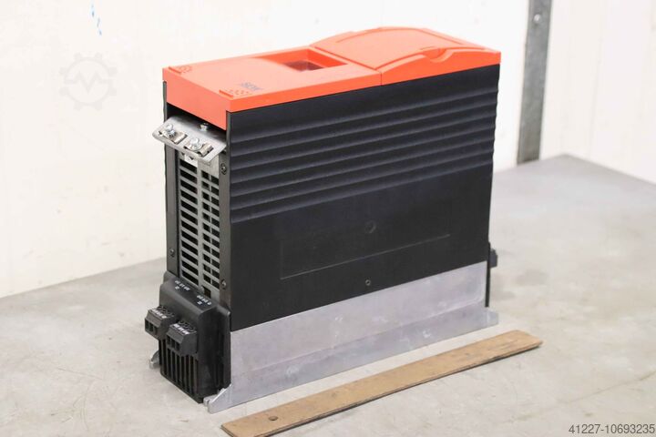 Inversor de frequência 4 kW SEW-EURODRIVE MDX60A0040-5A3-400