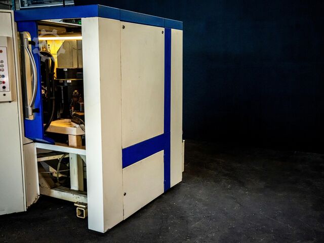 Retificadora de ferramentas ROLOMATIC CNC 2000 XT