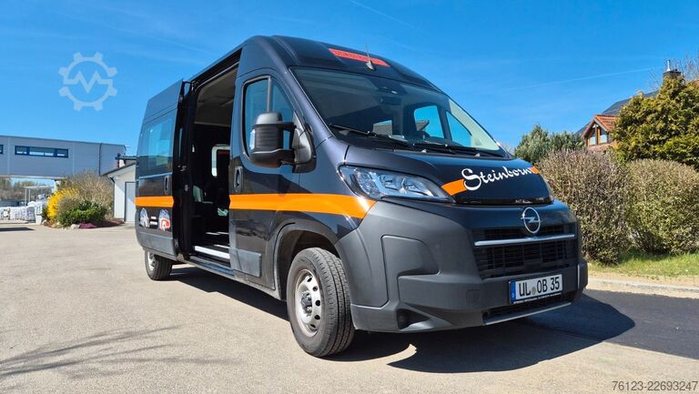 Минибус Opel Movano Mobility Airline Boden Rolli