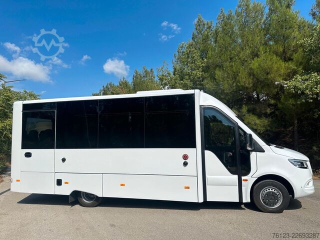 मिनिबस MERCEDES-BENZ 30 Sitzer Schul- Transferbus 519 Lagerfahrzeug