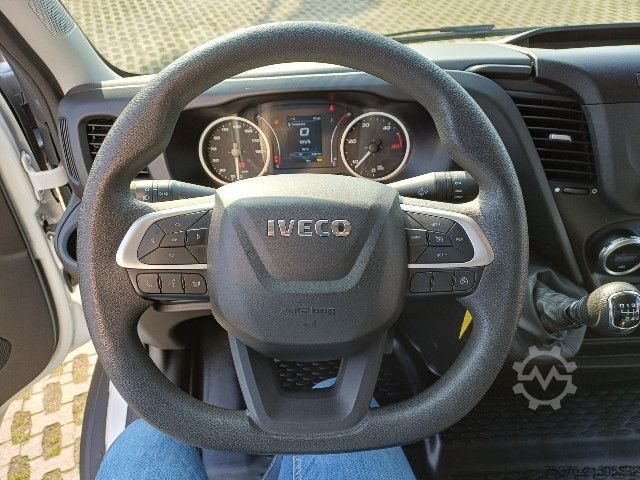 Dėžinis furgonas IVECO DAILY 35C16 3.0