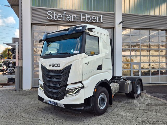 मानक ट्रैक्टर यूनिट IVECO X-Way AS440X50T/P ON+ Hydraulik Intarder Cam