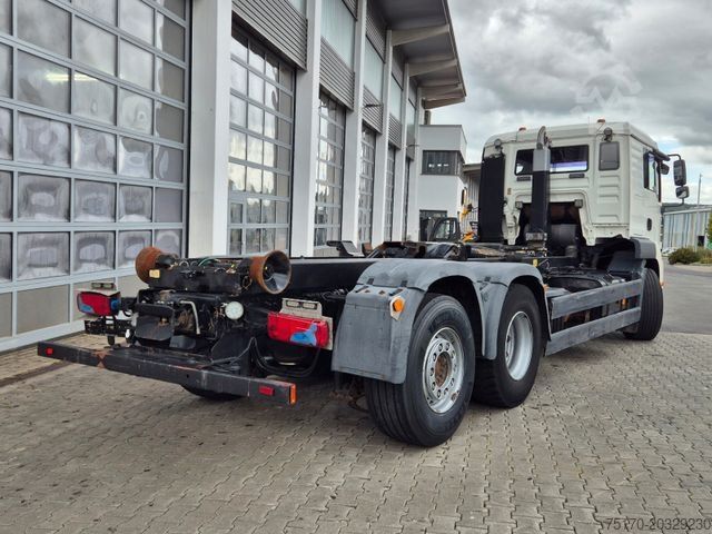 کامیون کمپرسی با جرثقیل قلابی MAN TGA 26.440 6x2-2 BL Meiller RK 20.70 Bett