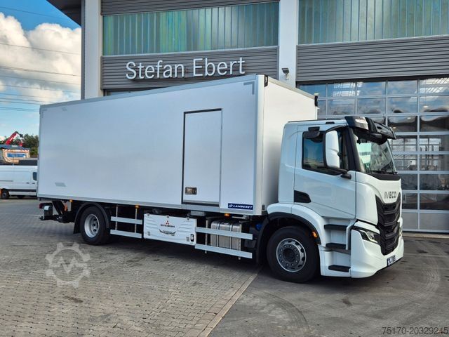 रेफ्रिजरेटेड ट्रक IVECO AD190S40/FP Lamberet Mitsubishi LBW Tür AHK