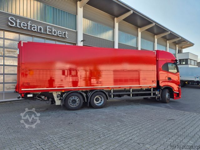 Камион за напитки IVECO AS260S50Y/FS Schwenkwand LBW 2xAHK CAM Intarder