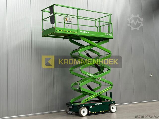 Elevador de tijera Sky Jack SJ III 4626 Nieuwe Keuring