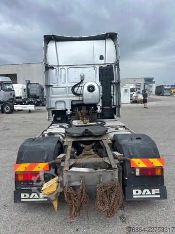 Cap tractor standard DAF XF 105.460 SSC, E5, STANDKLIMA, SCHUBBODENHYDRAULIK, ALUFELGEN