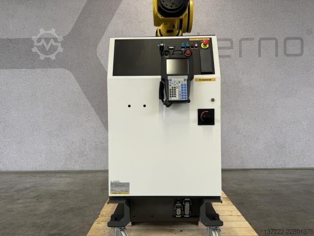 Obnovljeni industrijski robot — 1 godina garancije FANUC R-2000iB/100P