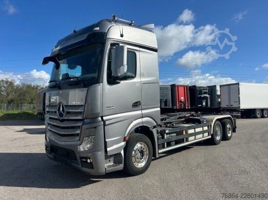Самосвален камион MERCEDES-BENZ ACTROS 2551 L 6X2 LENK-LIFTACHSE, HIAB-LIFT 2019, E6, RETARDER, CB-FUNK