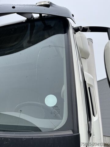 النقل المبرد / المجمد DAF CF 260 FA / Carrier Koeler - 30 gr / Chereau Fr...