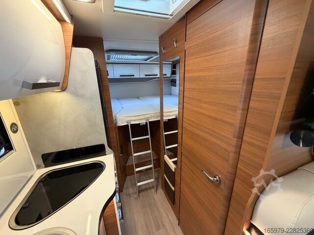 Halvintegrerad husbil MILLER Toronto