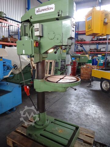 Mesin bor tiang Gillardon , GB 30