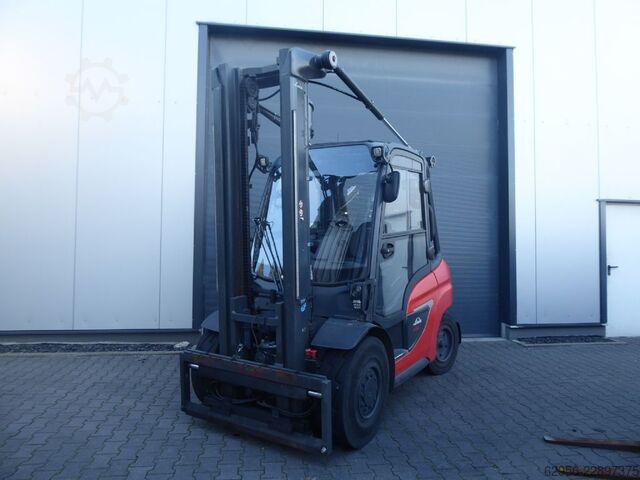 Chariot élévateur à fourche diesel Linde H50D-01/600