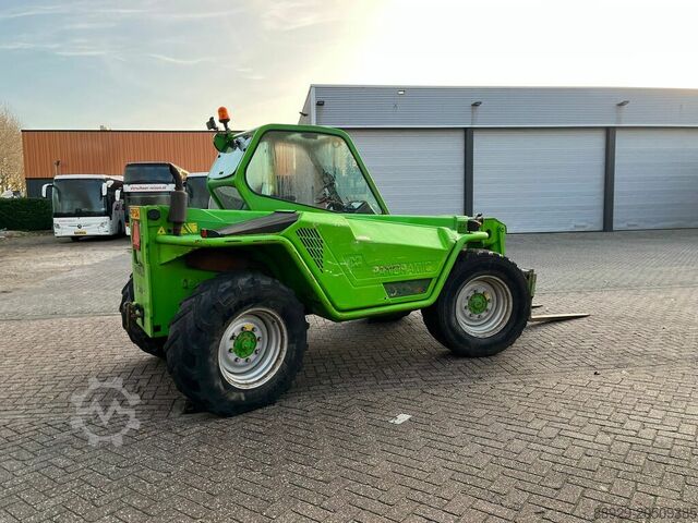 Merlo Teleskoplader MERLO P33.7KT