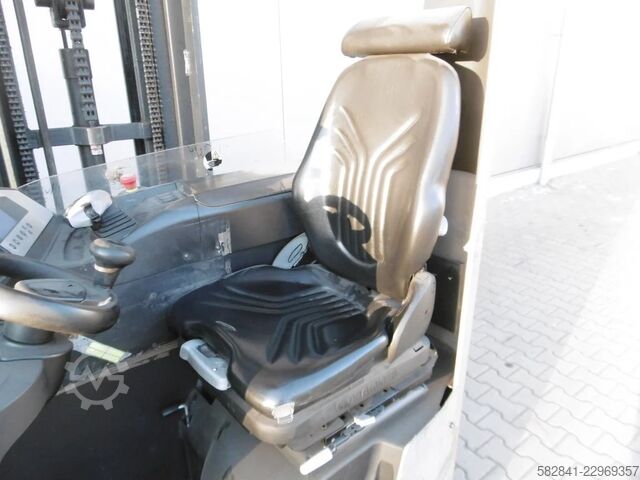 Tõstuk-reach truck STILL FM-X 17