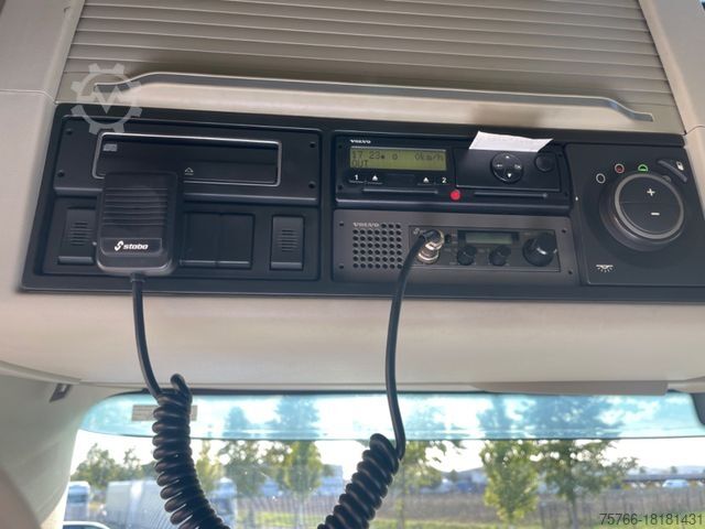 Kuorma-auto umpikorilla VOLVO FH 460 Globe / VEB / STAPLERHALTERUNG