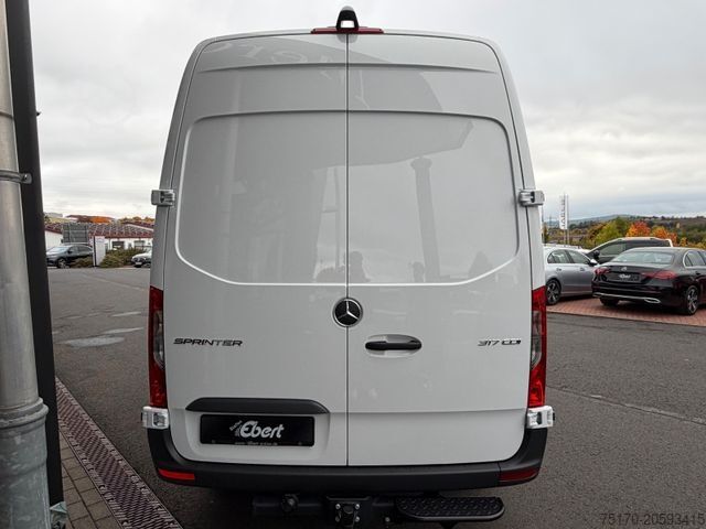 Fourgon tôlé MERCEDES-BENZ Sprinter 317 CDI 3665 9G AHK3,5to Klima Schwing