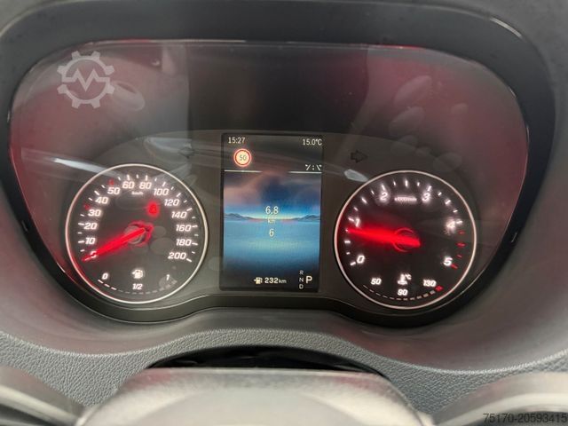 Fourgon tôlé MERCEDES-BENZ Sprinter 317 CDI 3665 9G AHK3,5to Klima Schwing