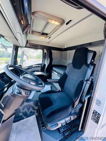 Camion à usage spécial MAN MAN TGS 32.510 mit F710 Frontkran sofort