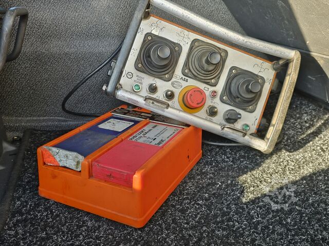 Iekraušanas platforma Volvo FM 410 6x2 / FASSI 42 t/m CRANE / KRAN