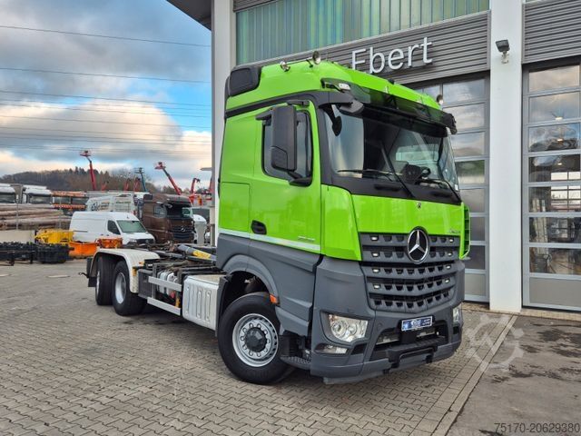شاحنة قلّابة بذراع تحميل متحرك MERCEDES-BENZ Arocs 2548 L 6x2/4 HAD Palfinger T20A AHK