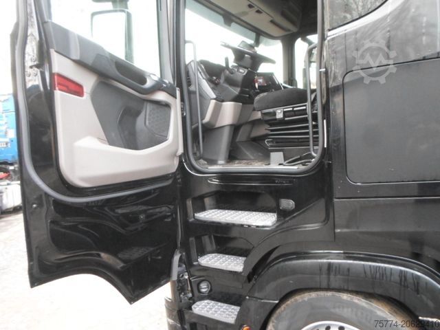 Volume tractor unit SCANIA S 500/ LOW DECK !! HIGH LINE