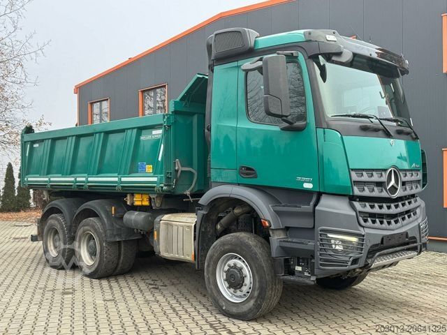 Самосвал MERCEDES-BENZ Arocs 3351 6x6 Kipper Bordmatic Meiller