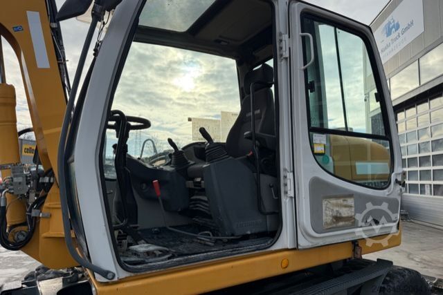 Ostatní LIEBHERR 309 Litronic Spitzhammer/ 2xSchaufeln