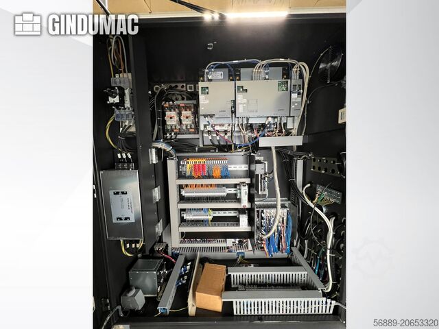 VERTIKALES BEARBEITUNGSZENTRUM Okuma Genos M560-V-e
