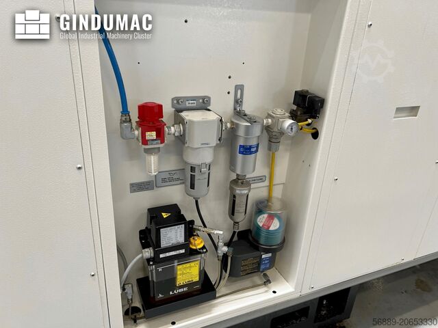 VERTIKALES BEARBEITUNGSZENTRUM Mazak Variaxis i-700